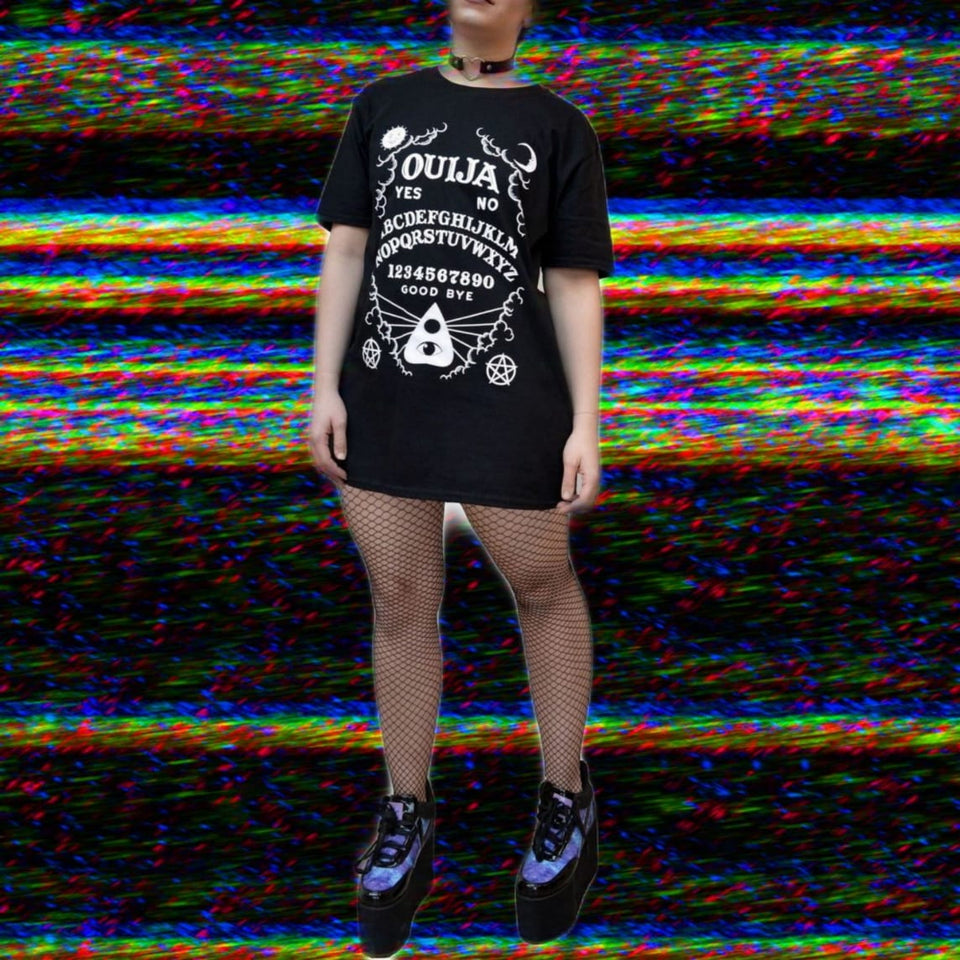 Camiseta Ouija-4Evah Young